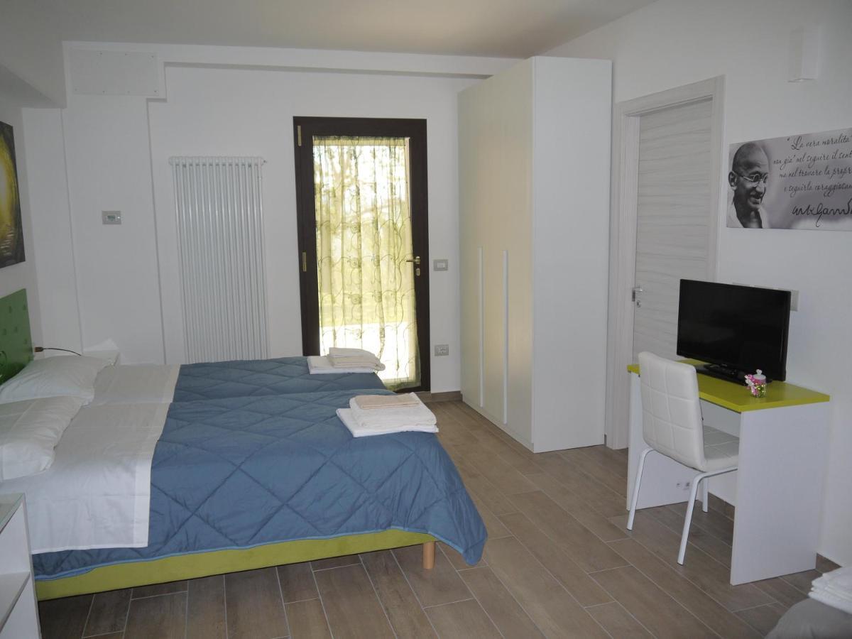 "Cara Pace" In Collina Per Famiglie Bed and Breakfast Montefiore Conca Eksteriør billede